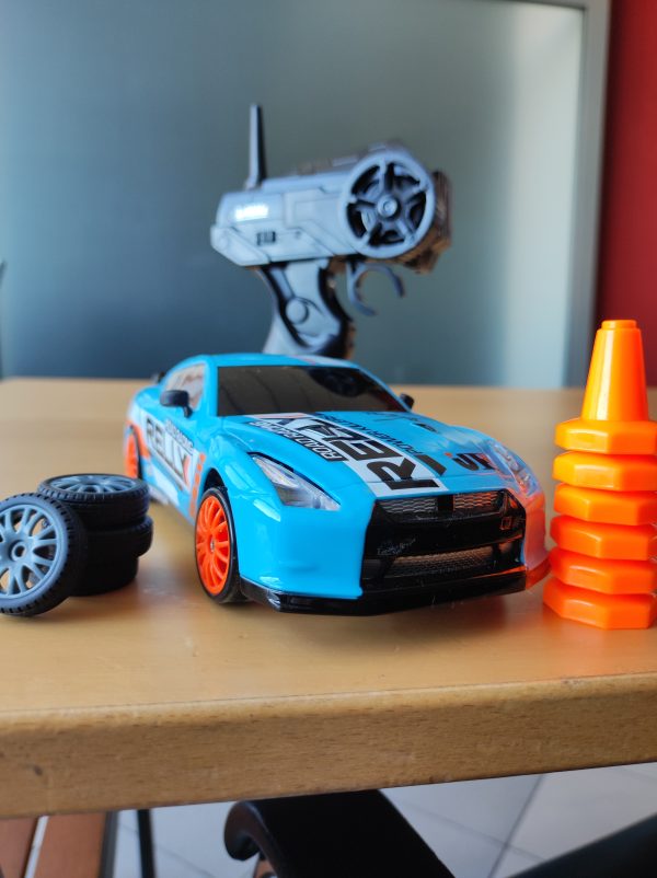 Nissan GTR drift autó, teljesen menetkész, világoskék - Image 3