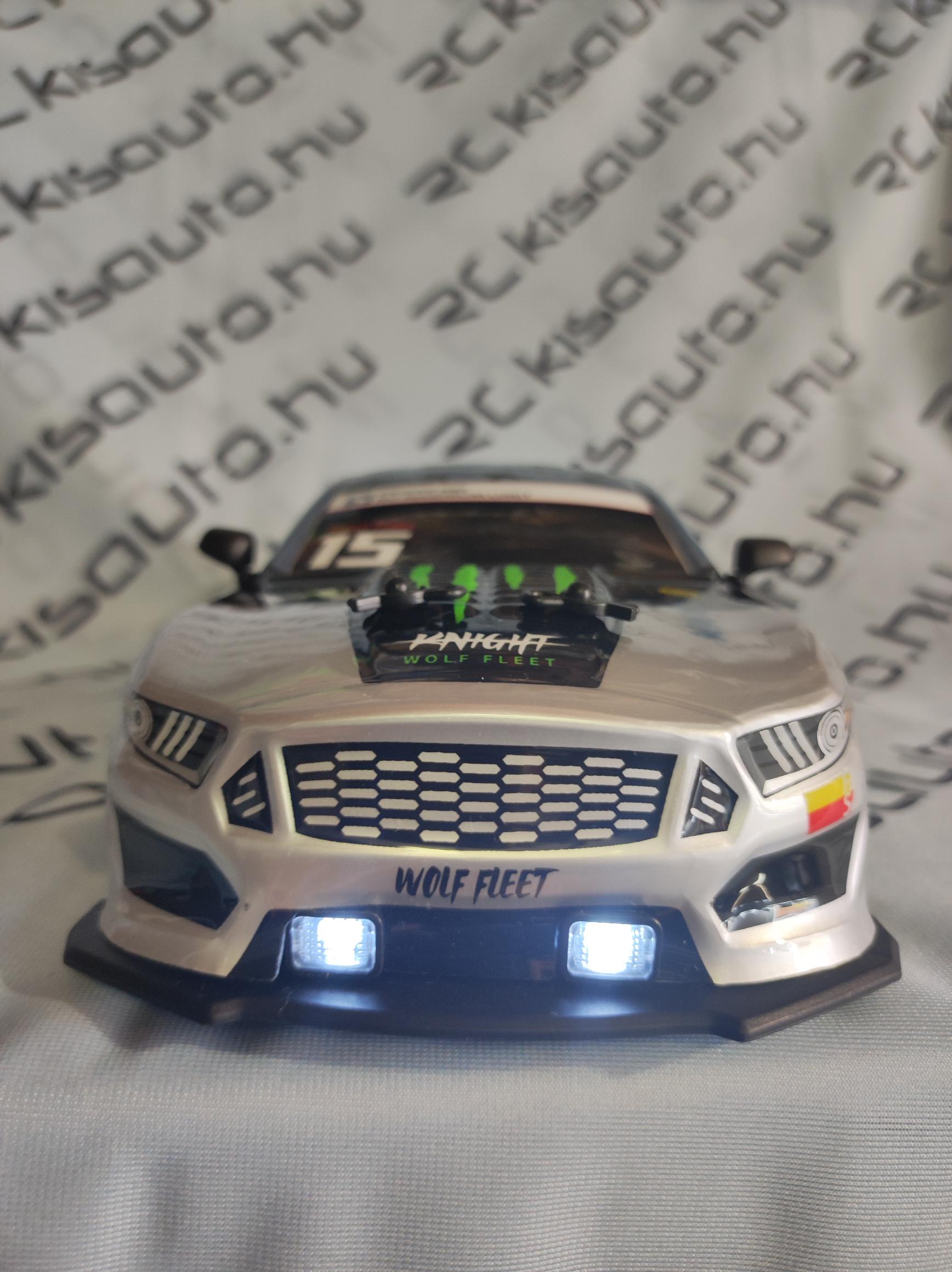 Mustang drift autó szemből
