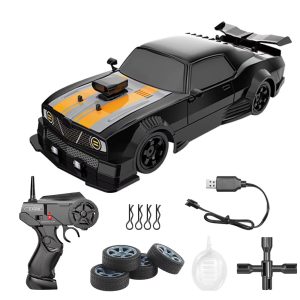 Racent 1:16 RC Drift Autó – Fekete (4WD, LED Fények, Vízpermet)
