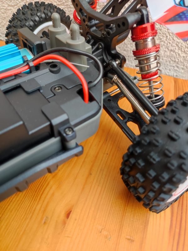 wltoys-124008-rc-auto-tuning-alkatresz.jpg