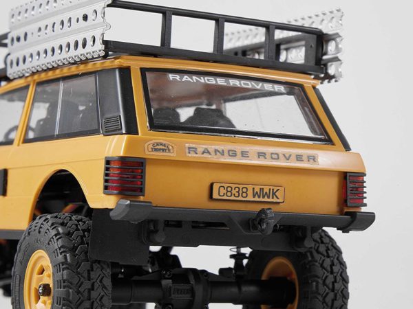 RC Range Rover Camel Trophy hátulnézet LED világítással és pótkerekkel