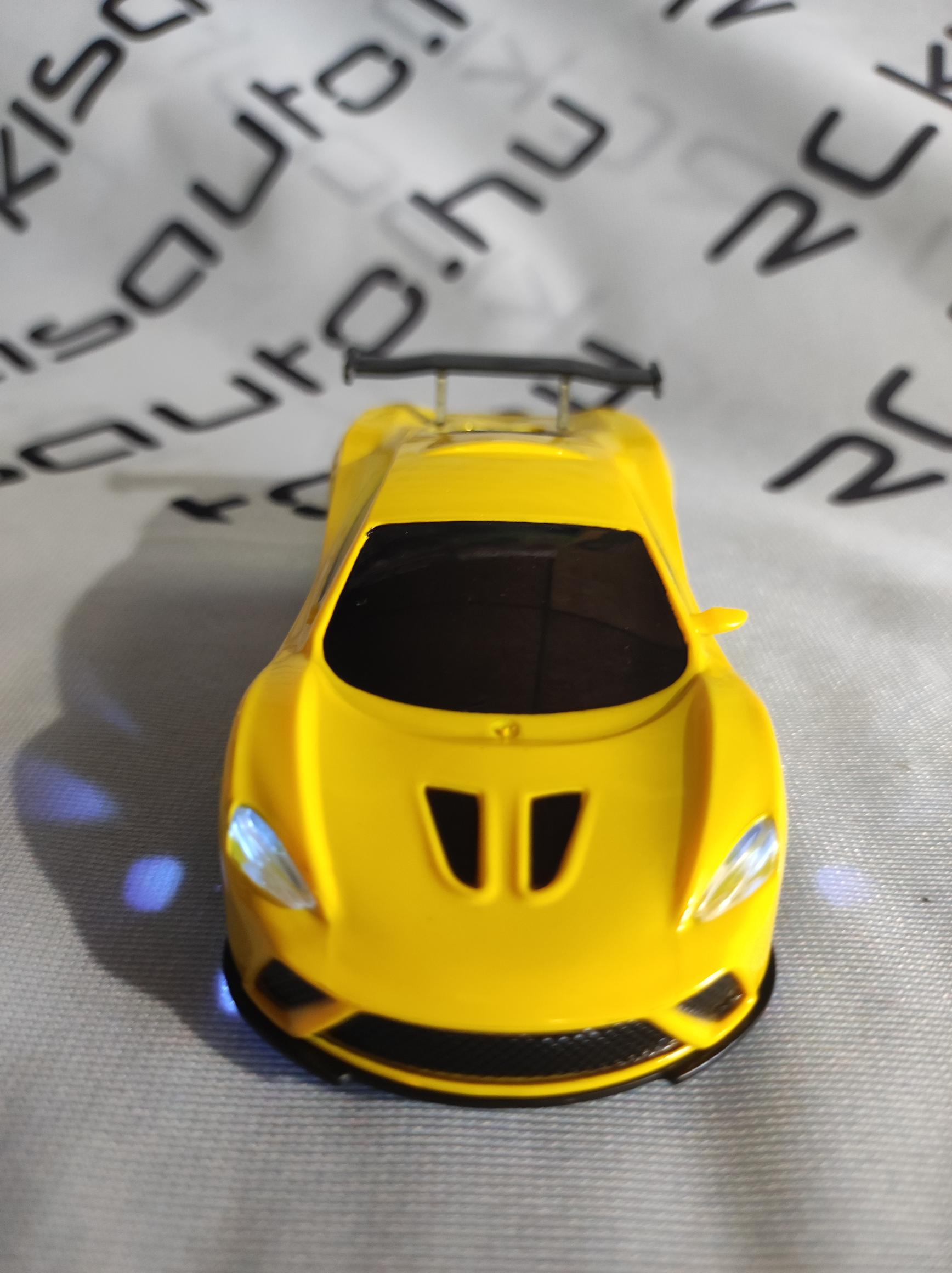 Modster mini rc autó szemből fölülről