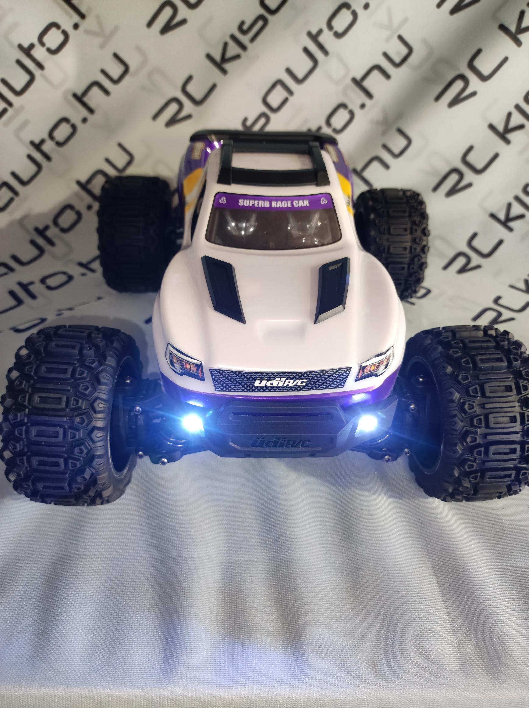 RC Monster truck szemből LED lámpával