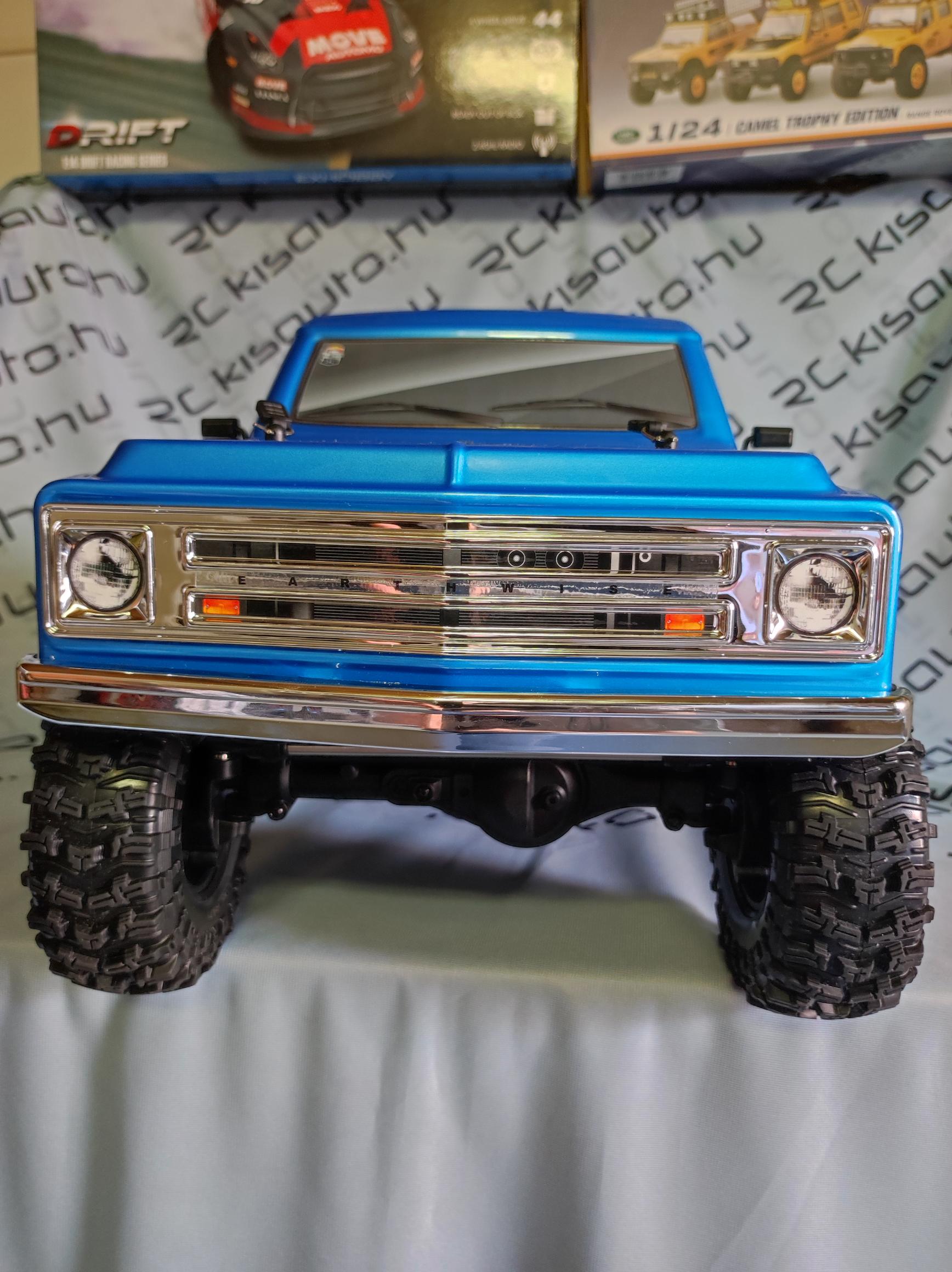 Rc crawler szemből